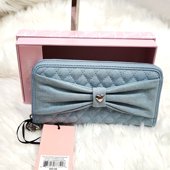 🔹️Juicy Couture Tied With A Bow Large Zip Around Light Washed Denim Blue Wallet - Picture 1 of 10